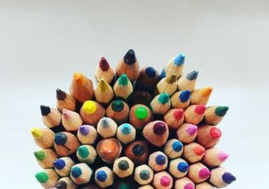 Bilde av fargerike blyanter