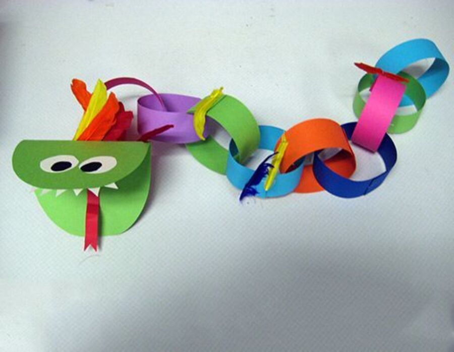Papirslange - slange laget av papir i ulike farger 